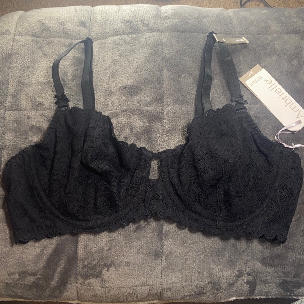 Ambrielle Bra .